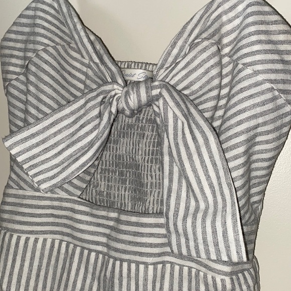 Quiet Storm romper, white and gray striped w/ bow tie, open center, summer - Picture 2 of 6